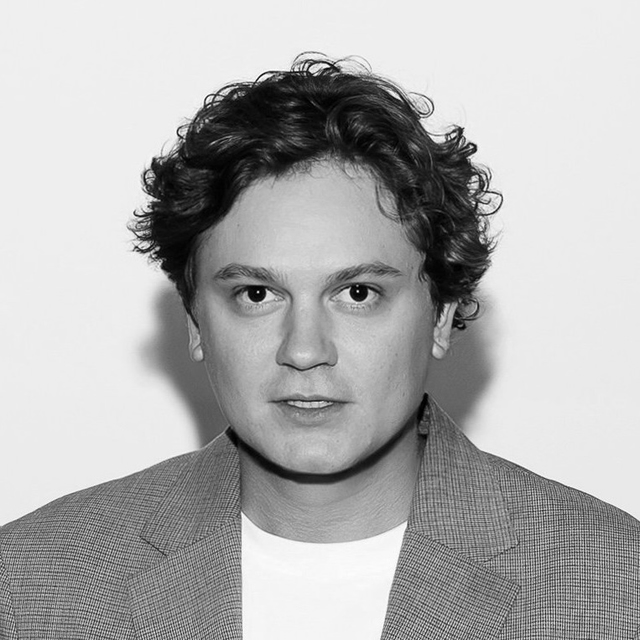 Анатолий Марков