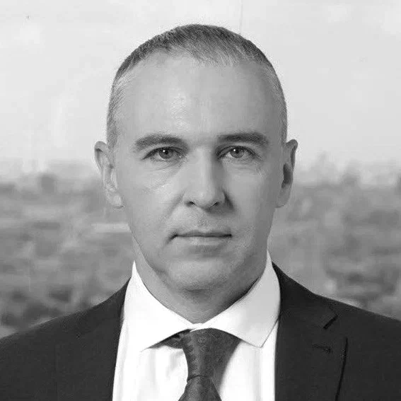 Игорь Столяров