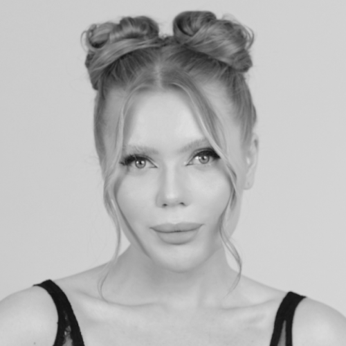 Карина  Лазарьянц (Карина Кросс)