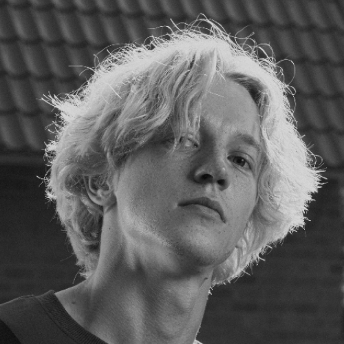 Александр  Парадеев (Парадеевич)