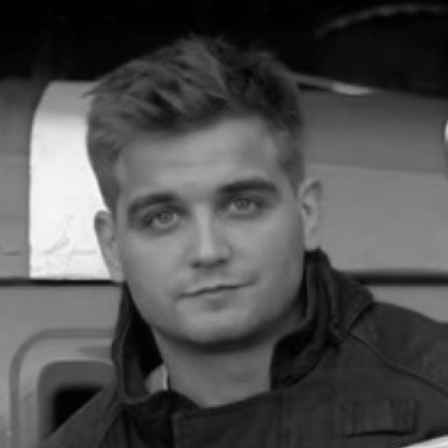 Максим  Исаев