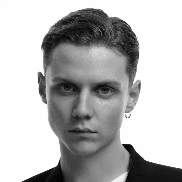 Ваня  Дмитриенко