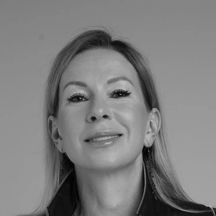 Елена Лисовская  (Лиса Рулит)