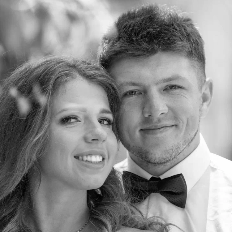 Виталий Ичин и Елизавета  Грачева («Своим Ходом»)