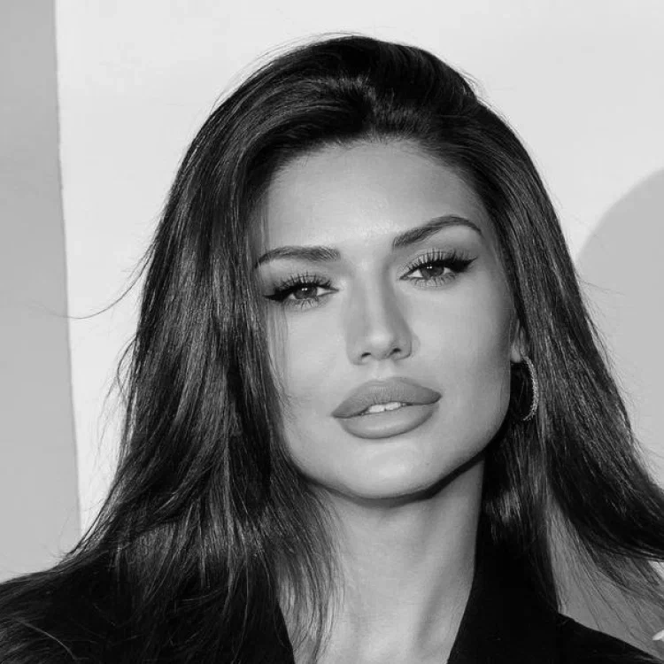 Яна  Пилецкая