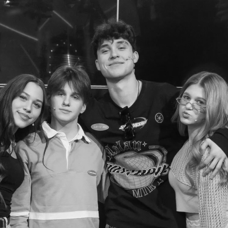 Евгений Лизогубенко, Милана Некрасова,  Давид Туров, Валерия Симонова (ЦУ Е ФА)